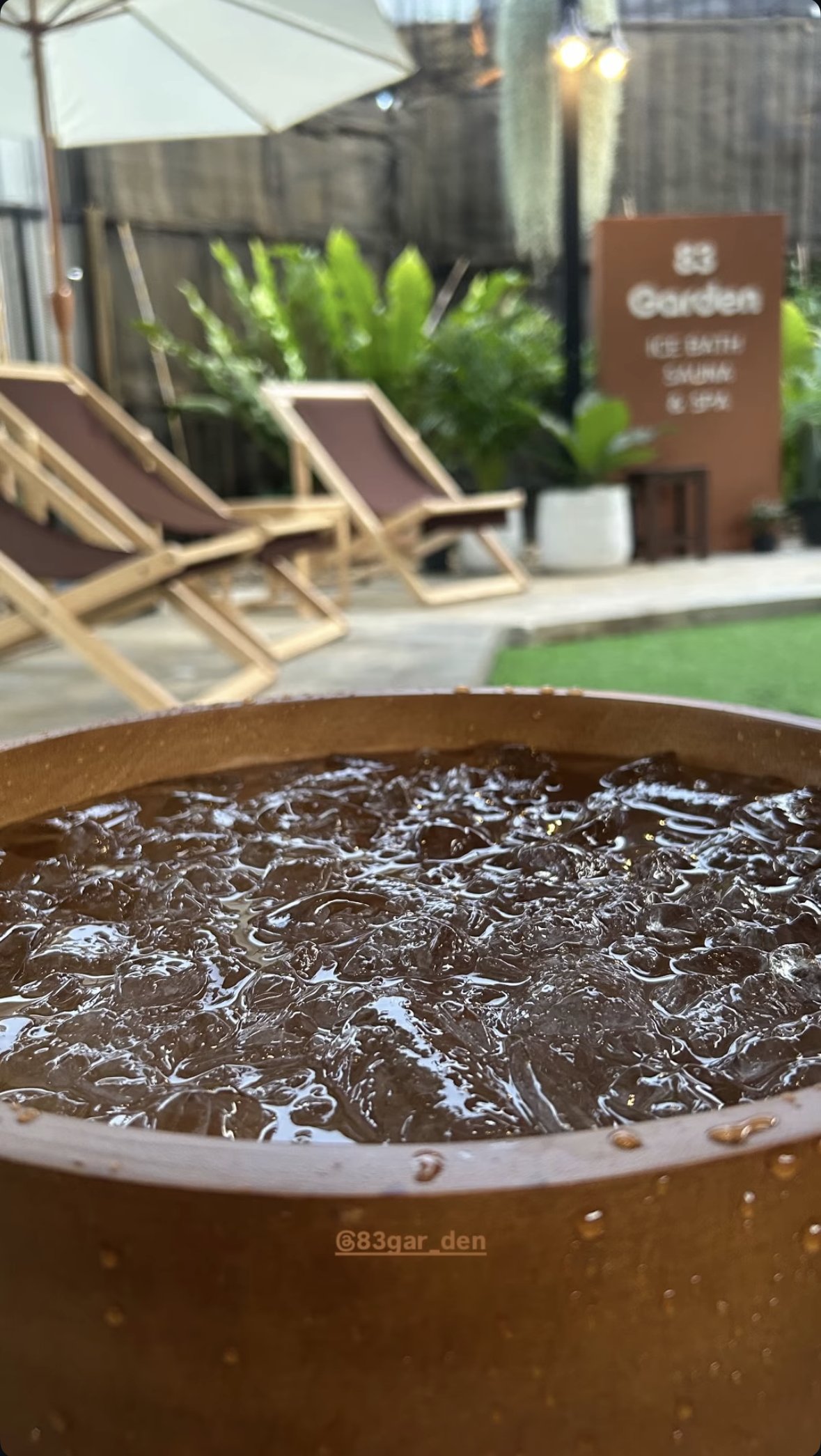 83Garden ice bath